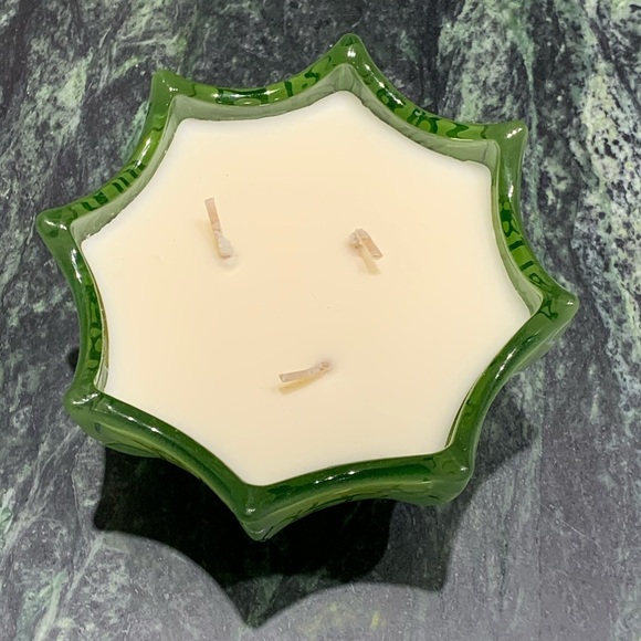 D.L. & Co Jasmine Tea Candle - Picture 3 of 4